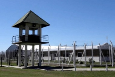 Por un brote de Covid-19, "encapsulan" la unidad penitenciaria de Trenque Lauquen