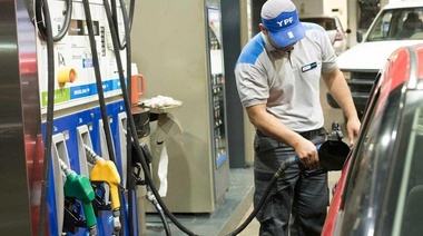Aseguran que la venta de nafta cayó un 70 % en medio de la cuarentena
