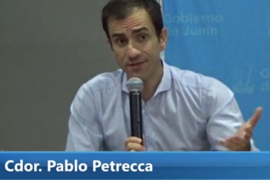 "Es momento de cuidarnos, sin estigmatizar ni discriminar", expresó Petrecca en sus redes sociales