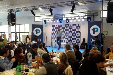 Patricio Fay: “Somos la oposición con propuestas”
