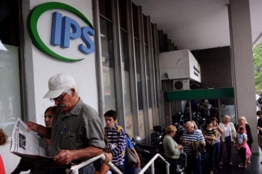 Desde este jueves empiezan a cobrar los jubilados del IPS: mirá el cronograma