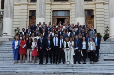 Diputados de Cambiemos avalaron la reforma previsional en el Bapro y repudiaron la violencia