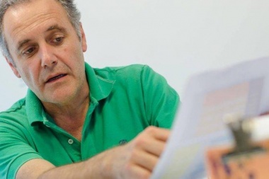 Tras el papelón del presupuesto 2019, UC trató de "vago e irresponsable" al Secretario de Hacienda
