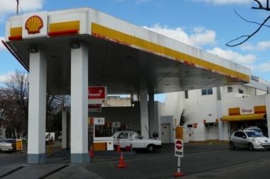 El congelamiento de las naftas duró menos de un mes: suben 4%