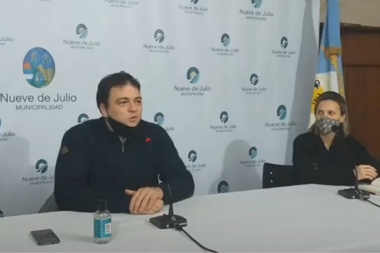 Barroso pidió "no invitar a familiares desde el Amba" y remarcó que "la fase 5 depende de nosotros"