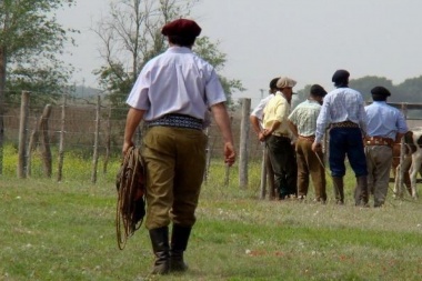 Alberto lanza un centro para el campo con beneficios para trabajadores rurales