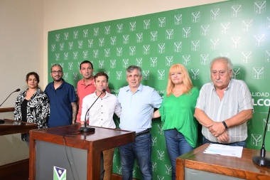 Britos anunció aumento salarial del 25% a febrero para los municipales