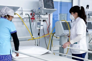 La ocupación de camas de terapia en el Amba podría llegar al 90% para fin de mes