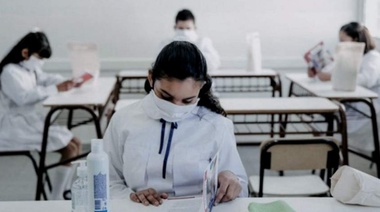 Pese al aumento de casos, en marzo comenzará las clases presenciales en la Provincia