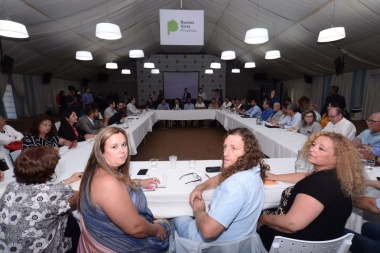Sin detalles de la pauta salarial, Estatales y el Gobierno pasaron el primer encuentro