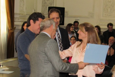 Referente de Cambiemos de Alem, asumió como Consejera de Educación bonaerense