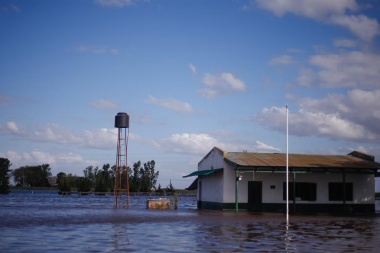 Campana "agradecido" con Vidal por la inversión de provincia ante las inundaciones