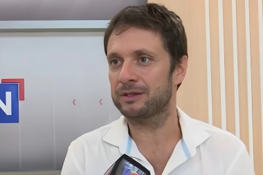 Llovet rechazó que la gestión Petrecca sea "chata" y respondió a Leiva