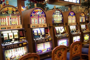 Provincia aprobó la explotación de 3.860 máquinas tragamonedas en casinos