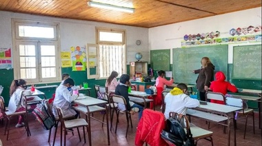 Petrecca reclamó a provincia la plena presencialidad escolar