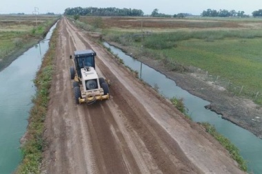 Productores y vecinos se manifestaron por el mal estado de la red vial