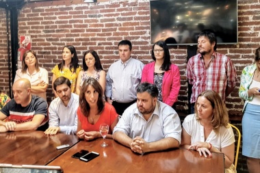 Muffarotto reclamó "transparencia" al municipio y pidió "rever" la no adhesión a "Escuelas a la Obra"