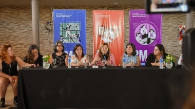 Estela Díaz pasó por Tejedor: inicio de jornadas regionales por el 8M