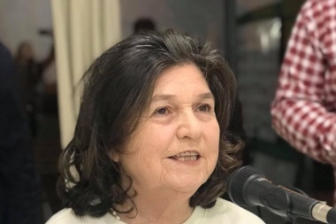 Gianini aumenta salarios un 20% a municipales de Carlos Tejedor