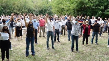 Posse y Lousteau en 25 de mayo y Lobos: "el radicalismo tiene que ser distinto"