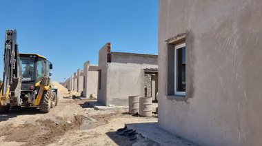 Piden informes por viviendas de PBA con supuestas fallas en Carlos Casares