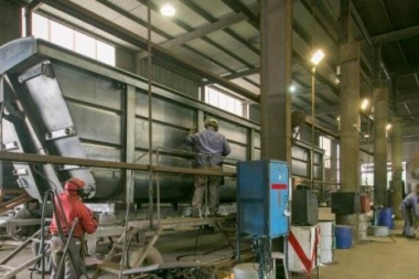 La industria registró una nueva caída: en mayo bajó un 6,9 por ciento