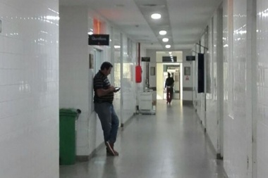 ATE Junín denuncia que las obras en el hospital "comienzan y no se terminan"