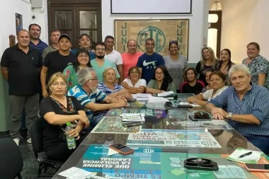 Lorena Astorga reemplaza a Julio Miguenz en la secretaría general