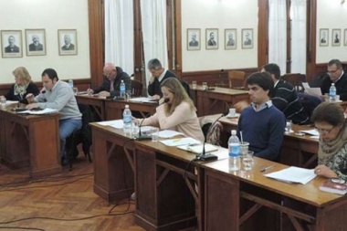 Afirman que mudar la jefatura regional de educación a Pehuajó "es un retroceso"
