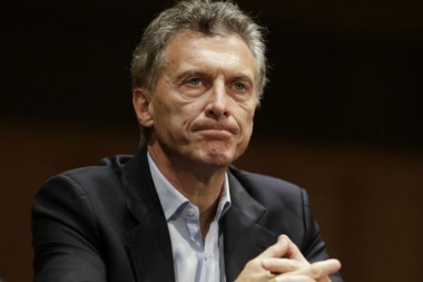 Denuncian penalmente a Macri por el "mega DNU" para desburocratizar el Estado