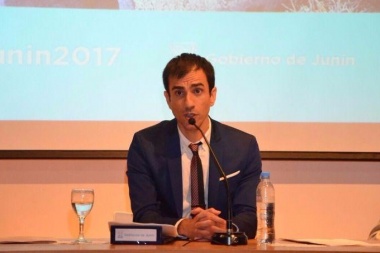 En medio del conflicto con municipales, Petrecca abrirá las sesiones ordinarias