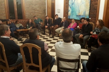 De cara a la Convención Provincial, el radicalismo de la cuarta se reunió en Lincoln