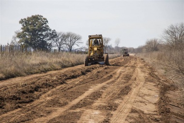 En proceso por los consorcios, trabajan en caminos rurales de Junín