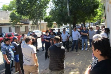Gauna cruzó a Fiorini y lo acusó de "querer rédito político" en los conflictos laborales