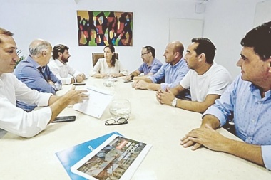 Intendentes oficialistas del Conurbano plantearon inquietudes políticas al gobierno