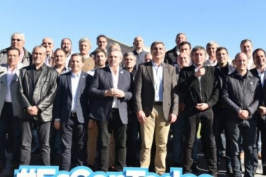 Intendentes peronistas de la cuarta con Alberto Fernández: "necesito de todos", dijo el candidato K