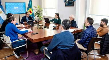 Petrecca reunió a su equipo para analizar proyectos de gestión
