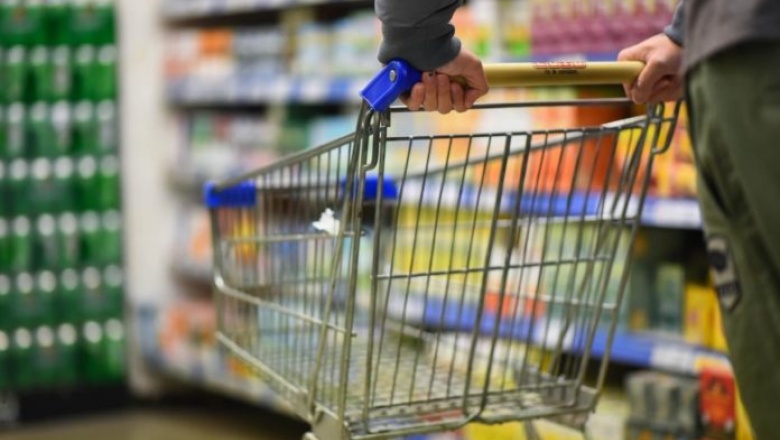 Las ventas minoristas de alimentos cayeron un 6,2% interanual en julio