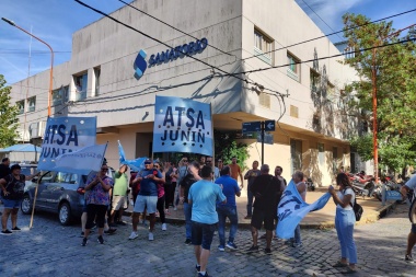 ATSA paró y se movilizó en el inicio de un plan de lucha por reclamos salariales
