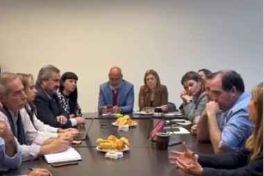 Con varios por la cuarta, legisladores recibieron a la mesa de enlace provincial