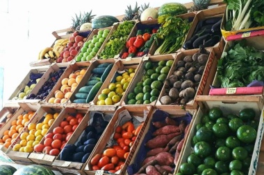 El consumidor pagó en agosto 3,2 veces más de lo que cobró el productor