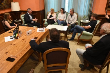Stolbizer en Junín: visita a Unnoba y repudio al recorte sobre Universidades