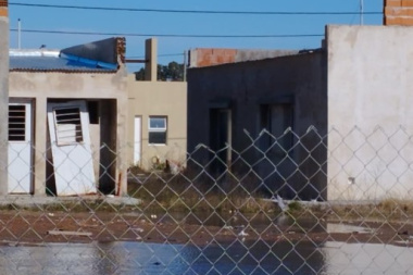 Candidatos LLA marcaron irregularidades en construcción de viviendas