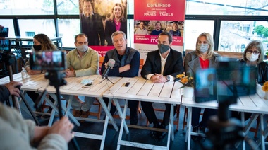 "Hace mucho tiempo que nos gobierna gente de Capital", dijo Monzó