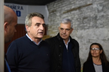 Rossi recorrió la cuarta y se mostró con randazzistas y kirchneristas