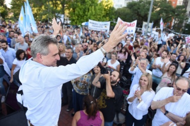 Plan B: Rossi lanzó su precandidatura a presidente por el kirchnerismo