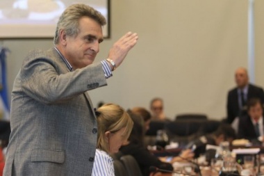El kirchnerismo quiere que Carrió y Oliveto sean apartadas del Congreso