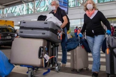 Desde el Gobierno aconsejan no viajar al exterior en Semana Santa