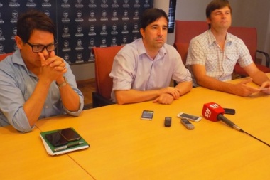 El kirchnerismo denuncia que Flexas dejó de hacer "obras básicas"