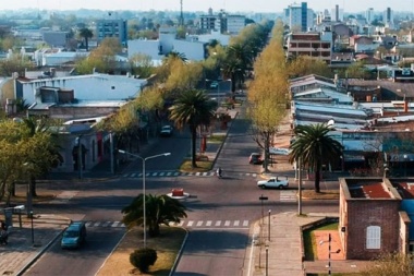Intendente radical vuelve a premiar a los vecinos cumplidores con sus tasas